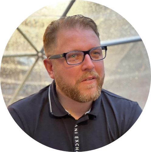 Ican Services team and vehicle