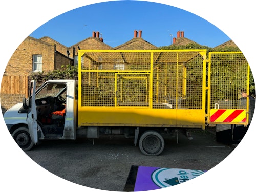 Ron’s Rubbish team and vehicle