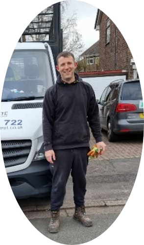 GoWaste North West Ltd team and vehicle