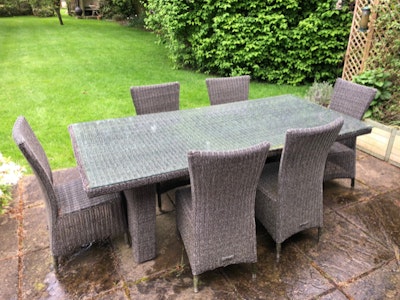 removal of Garden table & 6 chairs for 0 from HP9 Milton Keynes