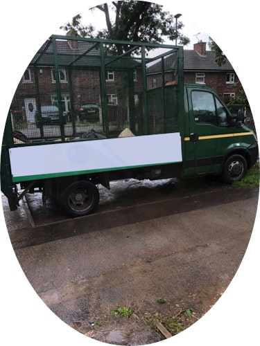 sas waste management team and vehicle