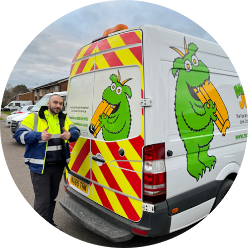 Monster Junk team and vehicle