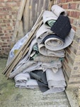 Old carpet + laminate off cuts Old carpet, underlay & gripper rods and some laminate off cuts. Located in bin store behind Sterling Court access via Indus Drive SW20. There is a big tall piece of plywood, this belongs to someone else and should be left, it is not included in this collection SW20 - removed for £85