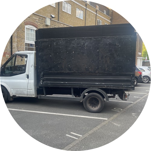Dash Da Trash team and vehicle