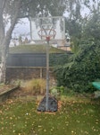 Garden clearance - trampoline Trampoline basket ball hoop and l shape sofa with cushions 
Can be refused 
Needs dismantling and taking from garden through side passage to street SW17 - removed for £120