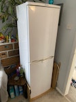 Old Fridge Freezer Old fridge freeze, wear and tear but in working condition ME15 - removed for £40