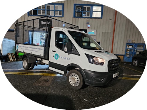 THAMES WASTE MANAGEMENT LTD team and vehicle