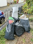 5 bags of carpet and underlay Bags of carpet underlay and other waste from removing a floor RG1 - removed for £75