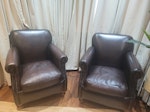 2 single seater sofa We have 2 single seat sofa which is in good condition and reusable. TW3 - removed for £50