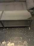 Palette/coffee table/packaging Wooden pallete x1
glass coffee table x1
polystyrene packaging EC2A - removed for £80