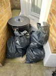 5 BAGS RUBBLE/RUBBISH 5 BAGS RUBBLE/RUBBISH N16 - removed for £40