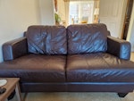 3 piece leather suite This could be reused and has all fire safety labels.
3 seater 200cm wide
2 seater 150cm wide RH1 - removed for £170