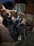 renovation rubbish recycling (paper, plastic, metal, polystyrene, wood) 

cables, dust, empty cans, bucket, cardboards BR1 - removed for £100