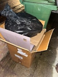 packaging Box of cardboard and bag of polystyrene and plastic packaging E11 - removed for £30