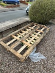 2 Pallets 2 pallets, one regular, one 2.4m sheet material pallet. CV5 - removed for £50