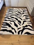 rug rug SW5 - removed for £30