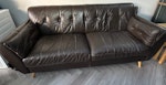 4 seater sofa 220Cm wide Sofa leather DA6 - removed for £90