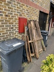 BROEKN FENCE OPANEL, 2 BAGS BROKEN FENCE PANEL 2 BAGS SE26 - removed for £40