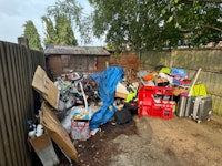mix rubbish/garden waste/Shed collected by On The Job Waste Management