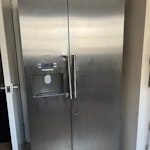 American fridge freezer Bought 2nd hand on eBay a year ago.
Used in a shared flat.
Needs a good clean.
Condition - left handle needs fixing
Freezer and fridge temp all in good working order.
Water dispenser/ice machine not tested
Collection from W10 - lift to 3rd Floor
Essential 2 people to move
Dimensions are:
W 90.5 cm
D 68.5 cm + 5.9 cm handles
H 181 cm W10 - removed for £105