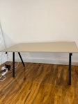 Office desk perfect condition Office desk 1,60 cm length, 80 cm width. For collection asap N19 - removed for £75