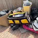 Chair & rubbish Rubbish from garage ! Suitcases are empty. Cardboard boxes are empty. One office chair. Rubbish WD7 - removed for £120