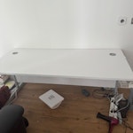 Divan bed + Desk + Sportstower Sportstoyals Workout tower (can be resold, excellent condition), large 80cm 180 cm office desk (can be resold, excellent condition), King Divan bed (no fire label) NW9 - removed for £110