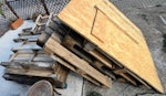 wood pallets & plywood boards 12 wood pallets & 2 plywood boards TW2 - removed for £100