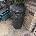 3 black bins +3 recycling box Three old black bins (empty, but dirty inside - not suitable for car collection) - only one has a lid, two don't
Three old recycling boxes + lids (empty but also dirty) N5 - removed for £60