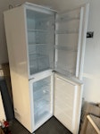 Fridge Freezer Working Fridge/freezer, intergrated WN7 - removed for £50