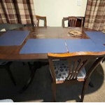 Single mattress table chairs Single mattress, table, 4 chairs GU22 - removed for £180