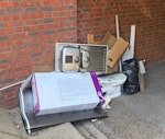 Mixed waste from refurb waste from mini refit of bathroom and kitchen -toilet, bath panel, skirting, flooring kitchen sink, carpet off cuts, cardboard, shower, taps SL4 - removed for £100