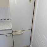 Domestic fridge freezer Standard fridge freezer, still works but fridge handle broken off.
Easy ground floor access, kitchen by the front door PO16 - removed for £50