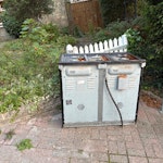 Range cooker An old range cooker that needs disposing of.
110cm x 60cm IP1 - removed for £120