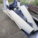 storage box broken and carpet broken storage box and carpet ME3 - removed for £60