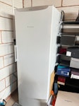 Fridge Freestanding hotpoint double fridge B73 - removed for £100