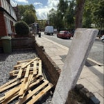 Pallet,scaffold pipes,counter wooden pallets, 2 scaffold poles 4m, stone countertop (heavy) TW1 - removed for £85