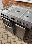 Range cooker and 2 x sofa beds old range cooker and two sofa beds,  frames removed for easier disposal.. cooker was working so may be reusable. RG23 - removed for £140