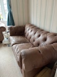 1 x 3 seat and 1 x 2 seat sofa Leather chesterfield sofas. Still useable , no tears etc, several  surface marks to the leather especially right arm of large sofa. Can send more photos .  In downstairs room. Easy parking - residential road .
Sofa 1 220l x 100d x90h
Sofa 2 150l x 100d x 90h KT19 - removed for £140