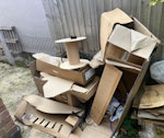Cardboard, Pallet, wires Packaging, cardboard, plastic, wires. Customers contact details will be sent to you to arrange collection once booking is made. Thank you OX13 - removed for £160