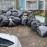 94 BAGS OF EXPANDING FOAM 94 BAGS OF EXPANDING FOAM, VERY LIGHT BUT HAVE VOLUME TO THEM. PO13 - removed for £250