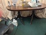 Dining room table Dining table old in good condition
Access ground floor up 9 steps N19 - removed for £75