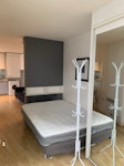 bed and mattress a bed 135x190cm; double size mattress; on 3rd floor, lift available; free parking for 2 hours but you need to register at the concierge after arrival N8 - removed for £140