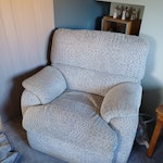 1 x 3 seater settee, 1 clair Need get rid of settee and chair, the backs can be removed, bases very heavy ST5 - removed for £130