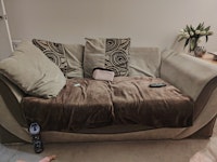 2 sofas: a 2 and a 3 seater collected by Moving Force