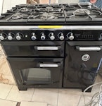 A Rangemaster cooker (gas). in A fully functioning Rangemaster (gas) cooker. In good working order. N1 - removed for £0