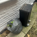 old double bin & garden waste old double bin and a bag of garden waste SW6 - removed for £38
