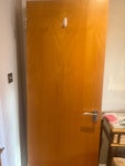 Two doors two doors - time needs to be arranged for when they are picked up as I’ll need to put them outside SE1 - removed for £57