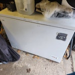 Chest freezer and an old dryer Old chest freezer that still works
Clothes dryer that doesn’t work
Pick up and dispose of it properly 

Easy access to pick up from front of garage, RH7 - removed for £71