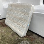 One mattress One mattress. In drive at the front of the property SE24 - removed for £50